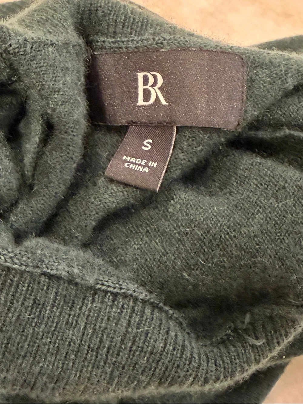 Banana Republic Dark Green Sleeveless Turtleneck Sweater - 100 percent Cashmere